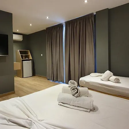 Viky Hotel 2*