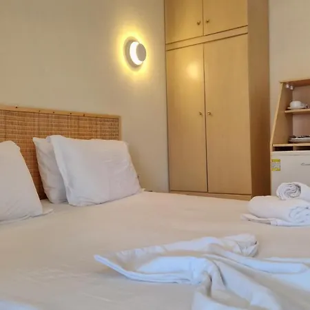 Viky Hotel 2*