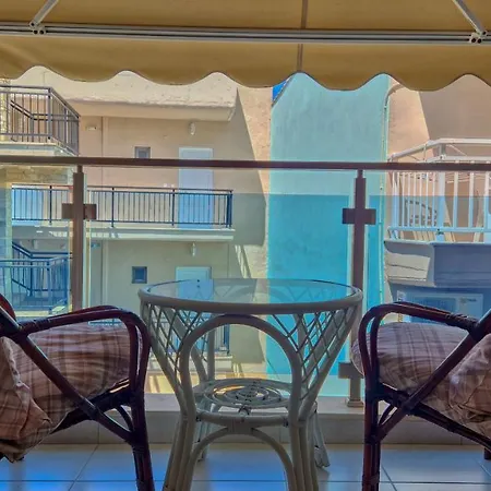 Viky Hotel 2*