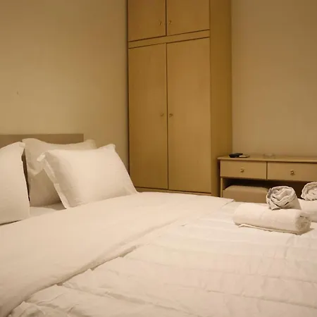 Viky Hotel 2*