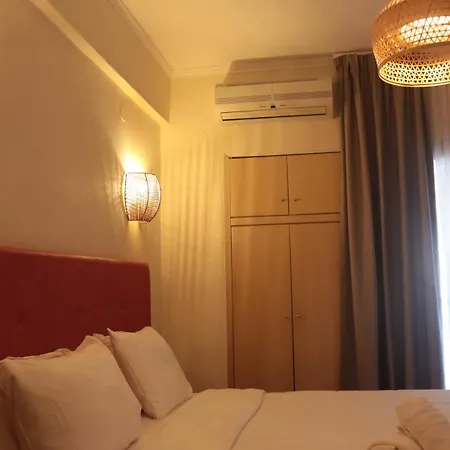 Viky Hotel 2*
